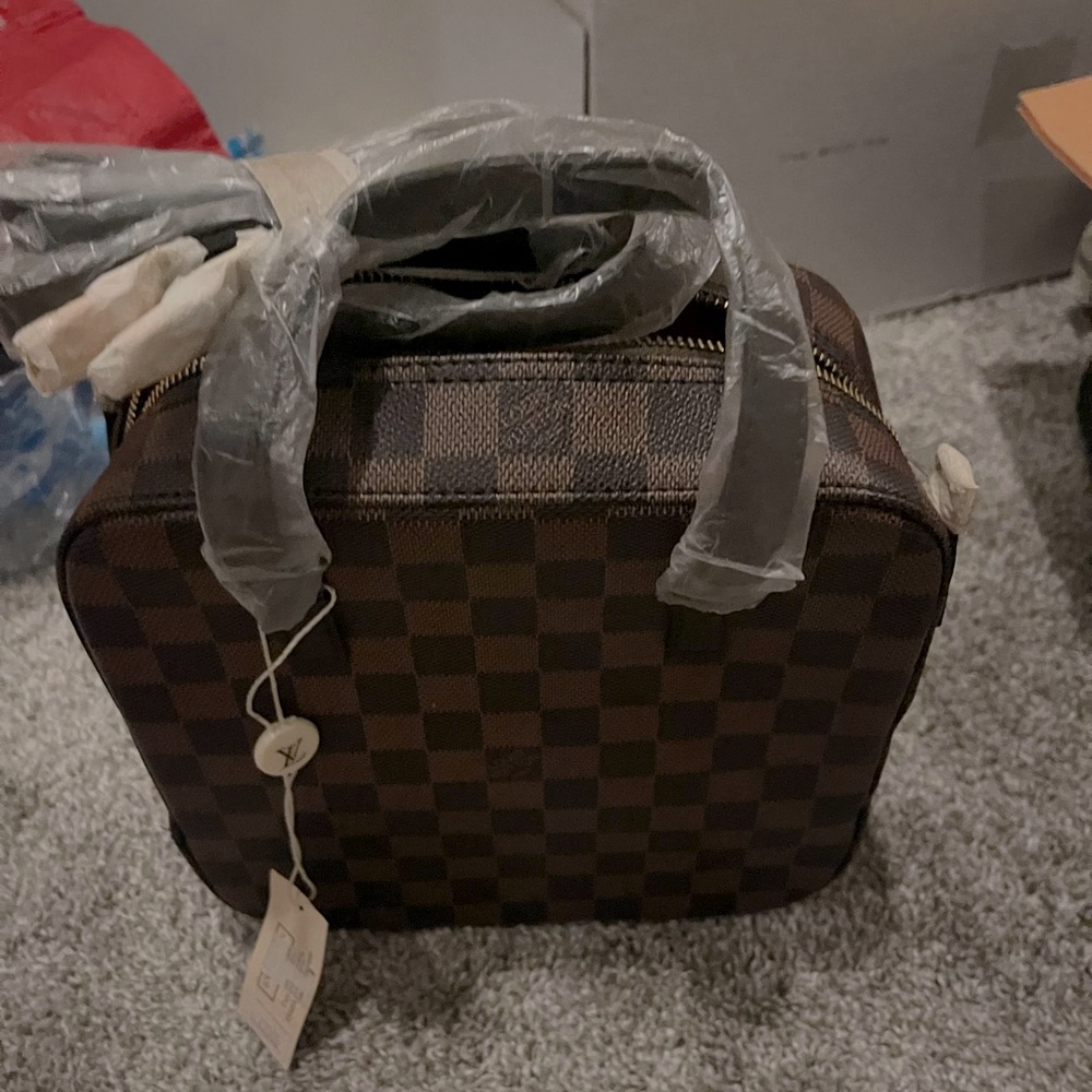 Purse with strap